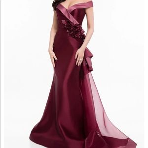 Terani Couture Dress Gown (Style 1821M7558)